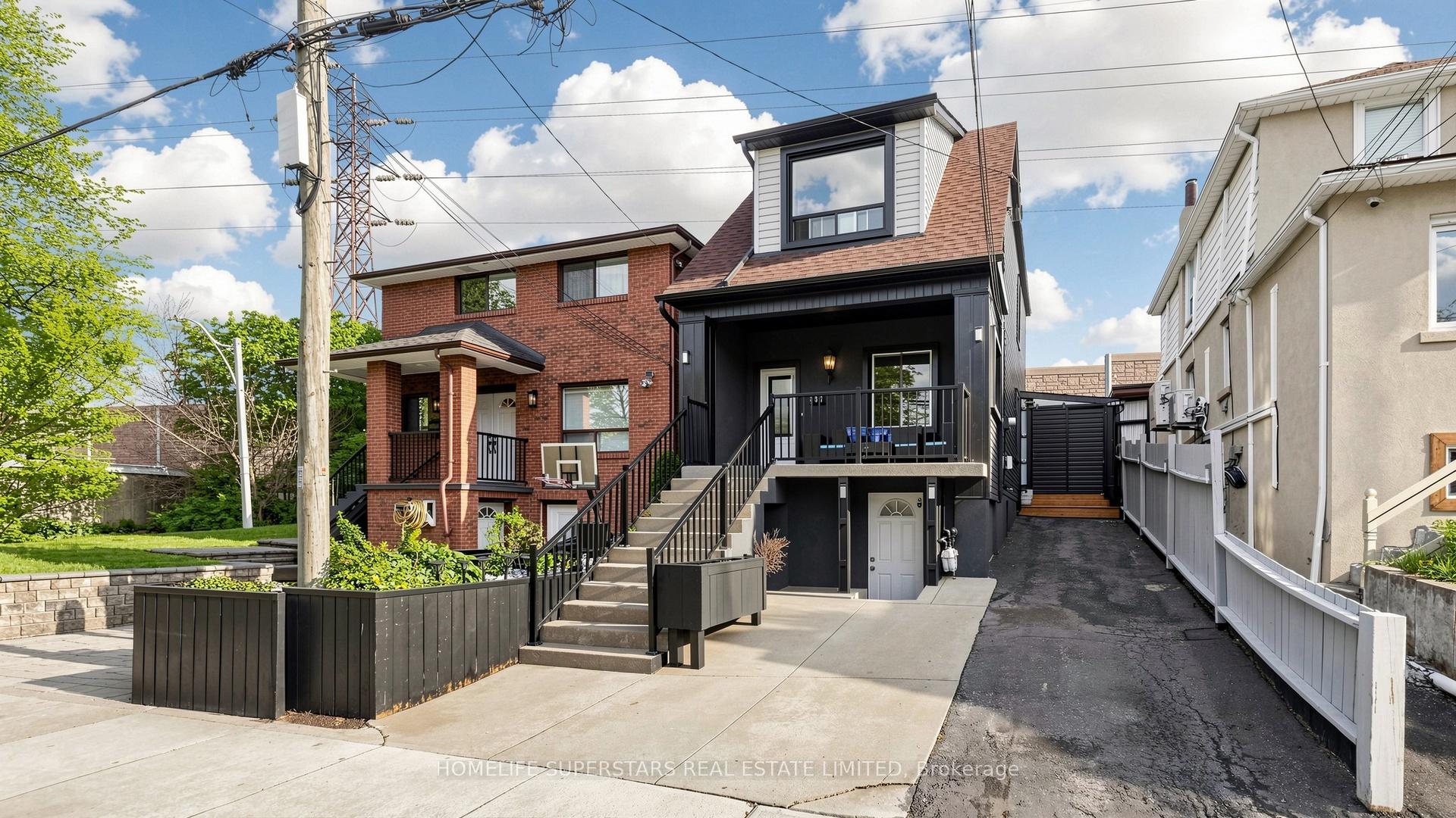 Photo 2 of 257 Prescott Avenue, Toronto, Weston-Pellam Park — HOMEH