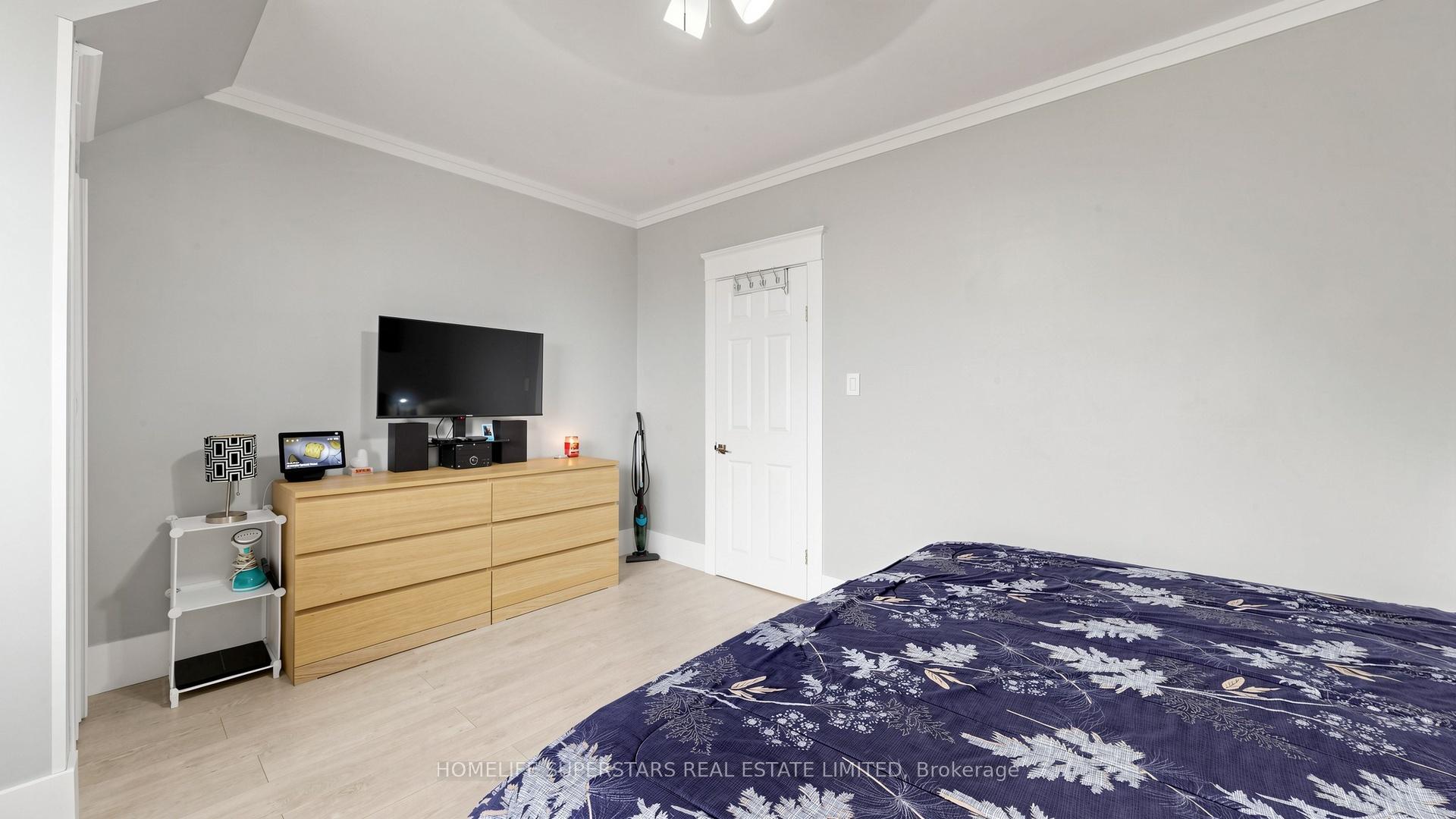Photo 23 of 257 Prescott Avenue, Toronto, Weston-Pellam Park — HOMEH