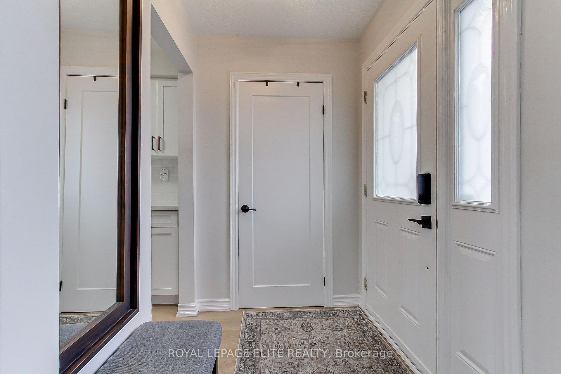 Photo 5 of 13 Alphonsus Court, New Tecumseth, Tottenham — HOMEH