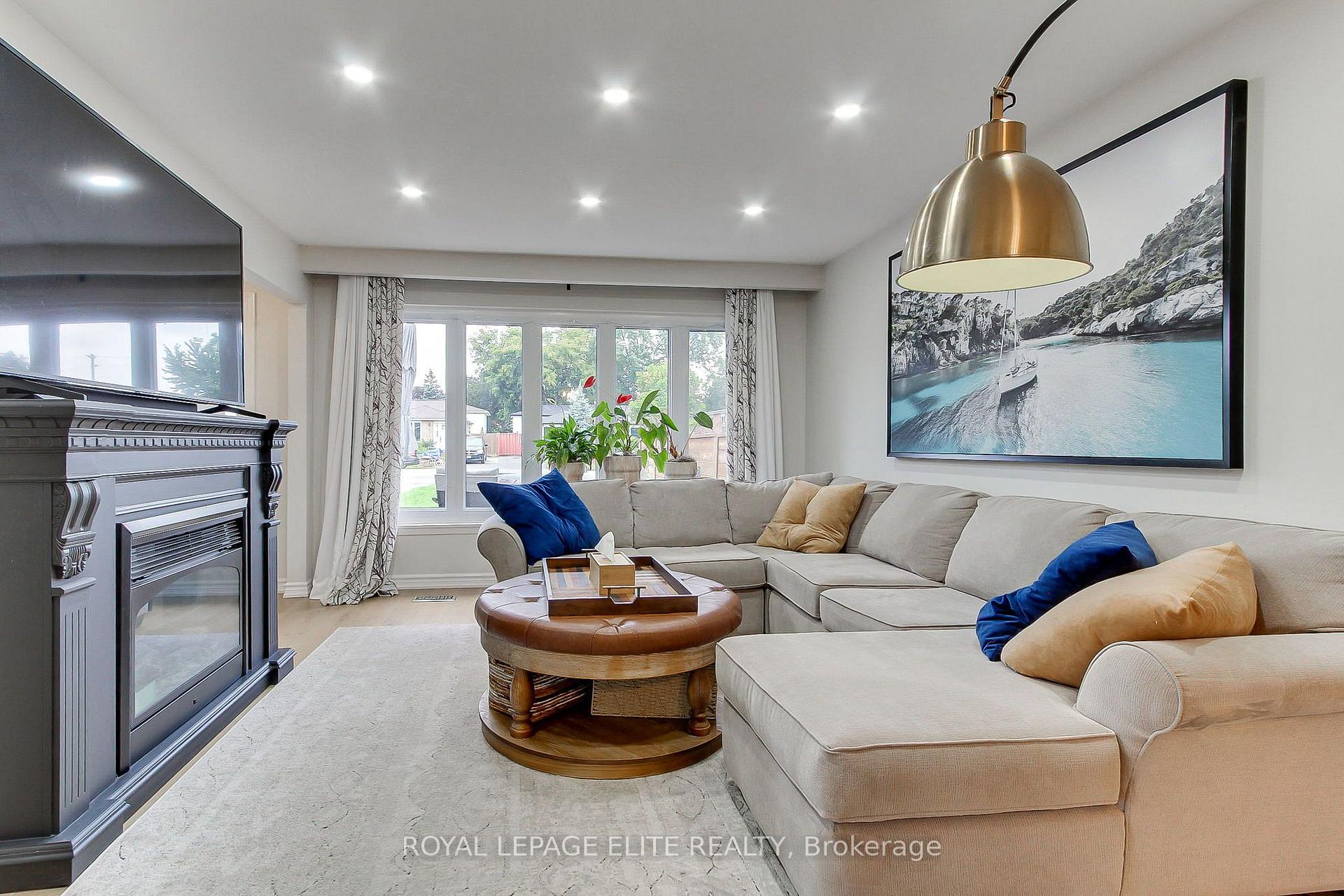 Photo 8 of 13 Alphonsus Court, New Tecumseth, Tottenham — HOMEH