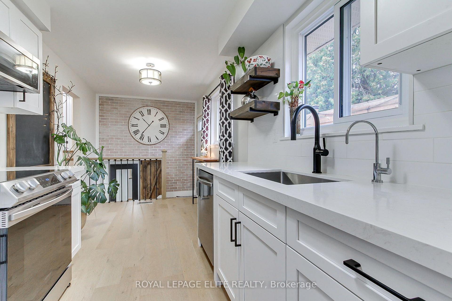 Photo 17 of 13 Alphonsus Court, New Tecumseth, Tottenham — HOMEH