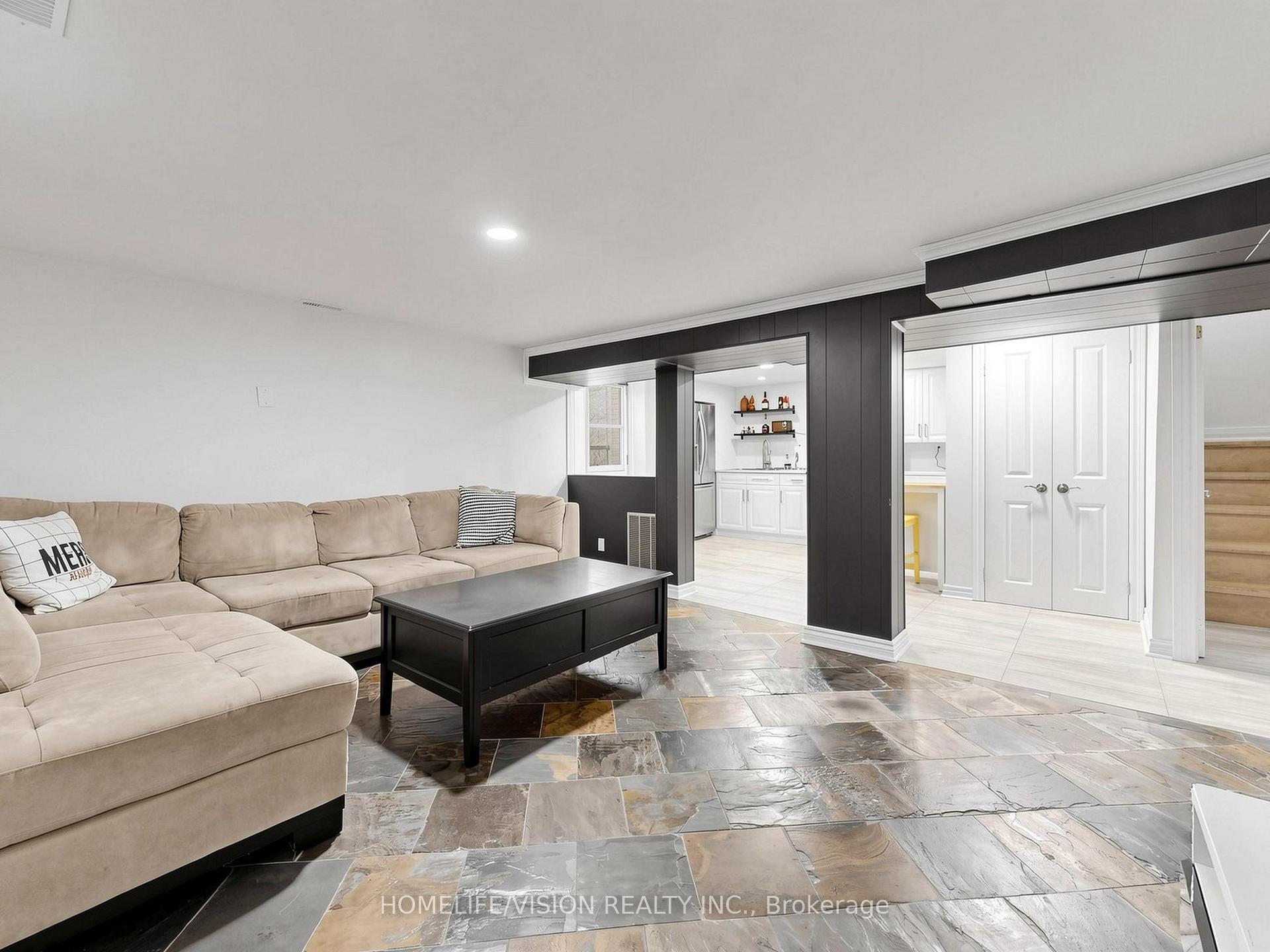 Photo 40 of 9 Lyndfield Crescent, Brampton, Bram East — HOMEH