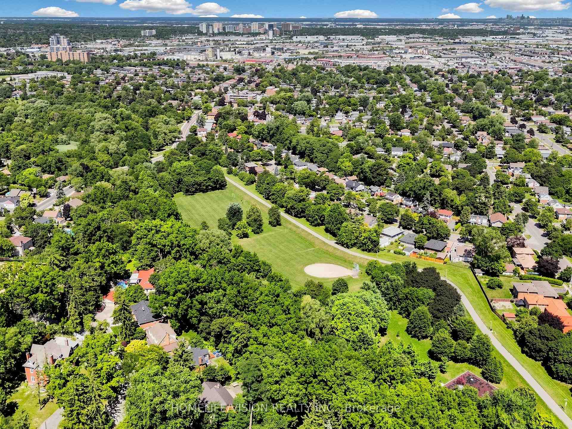Photo 50 of 9 Lyndfield Crescent, Brampton, Bram East — HOMEH