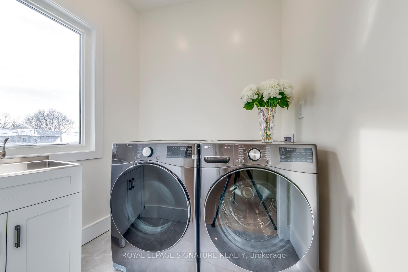 Photo 25 of 24 Merritt Road, Toronto, O'Connor-Parkview — HOMEH