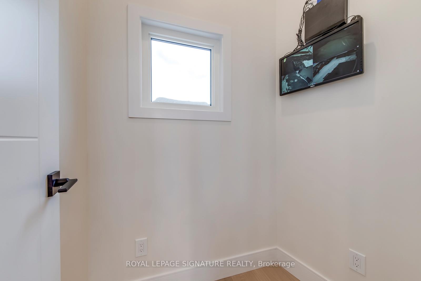 Photo 40 of 24 Merritt Road, Toronto, O'Connor-Parkview — HOMEH