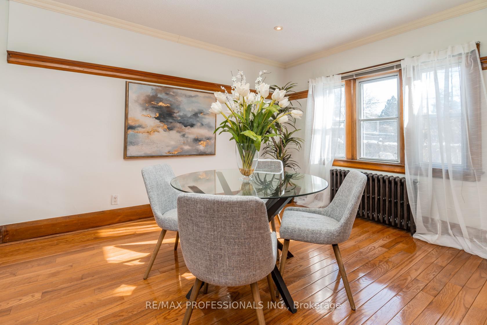 Photo 25 of 25 Methuen Avenue, Toronto, Lambton Baby Point — HOMEH