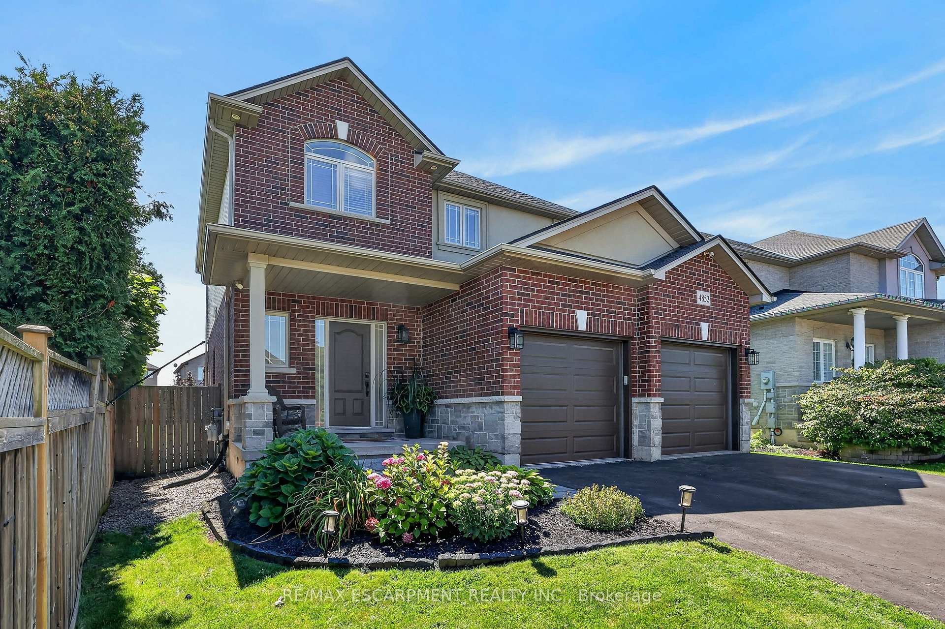 Photo 2 of 4852 Northgate Crescent, Lincoln, Beamsville — HOMEH