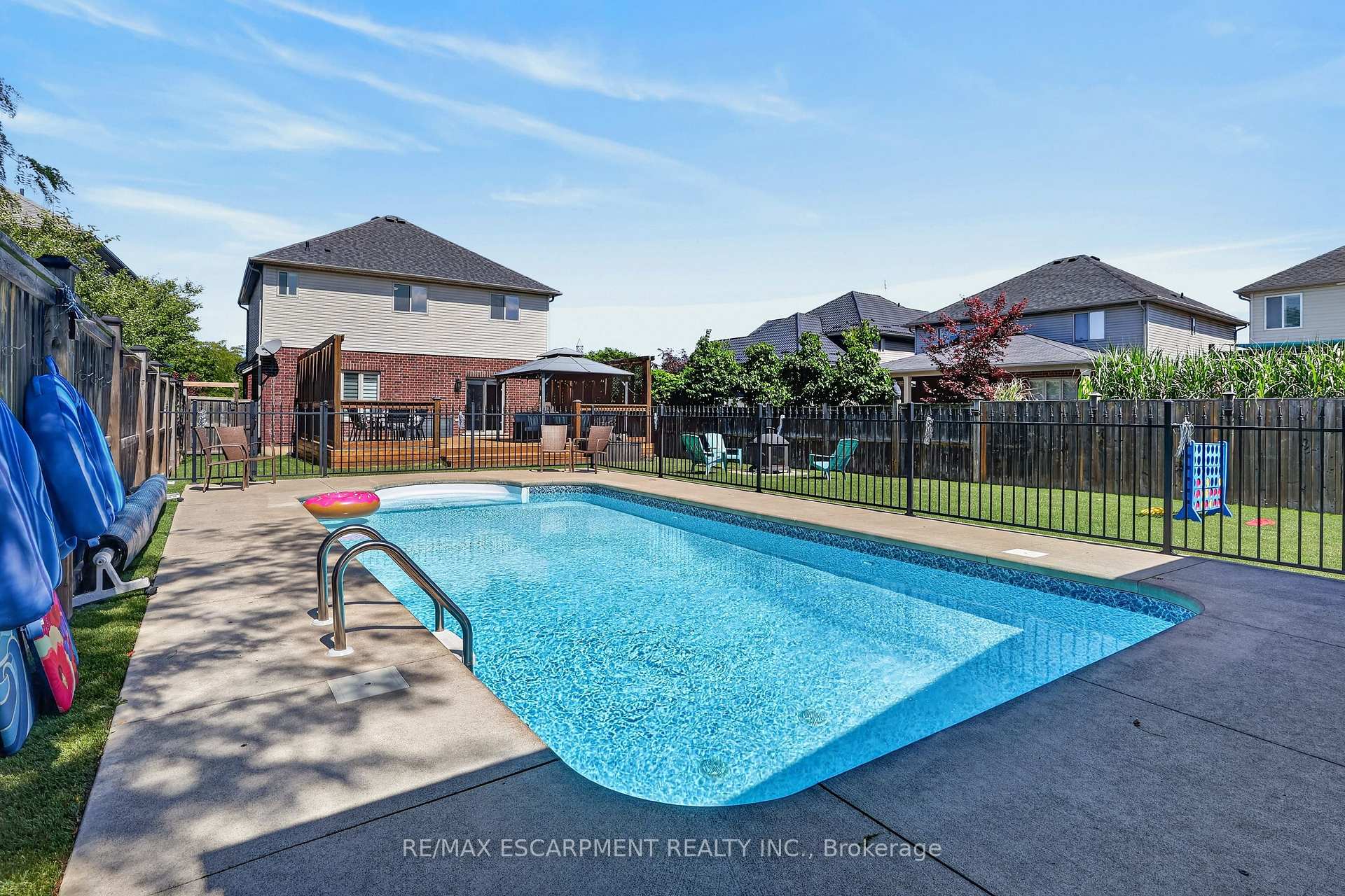 Photo 9 of 4852 Northgate Crescent, Lincoln, Beamsville — HOMEH