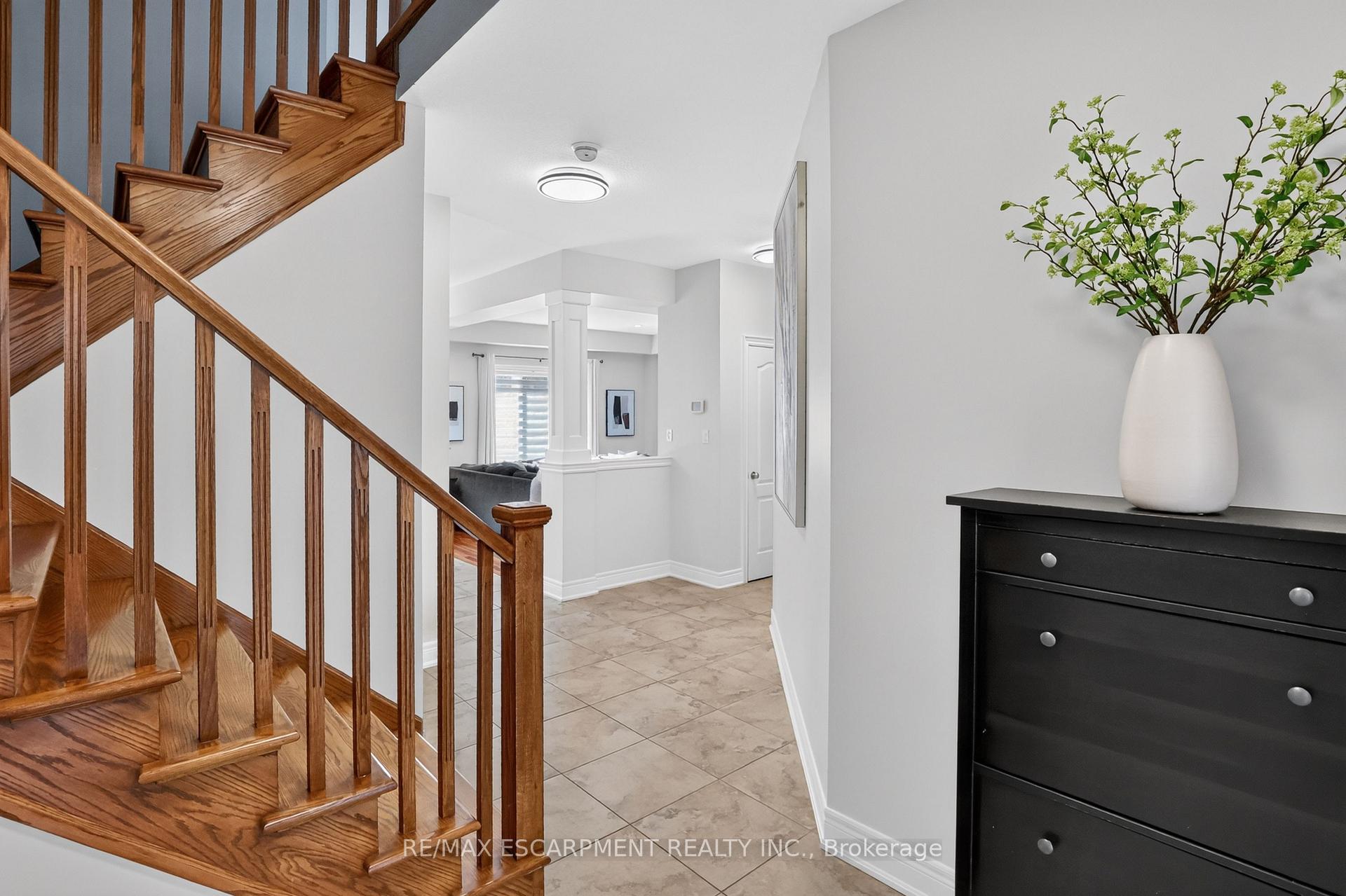 Photo 14 of 4852 Northgate Crescent, Lincoln, Beamsville — HOMEH