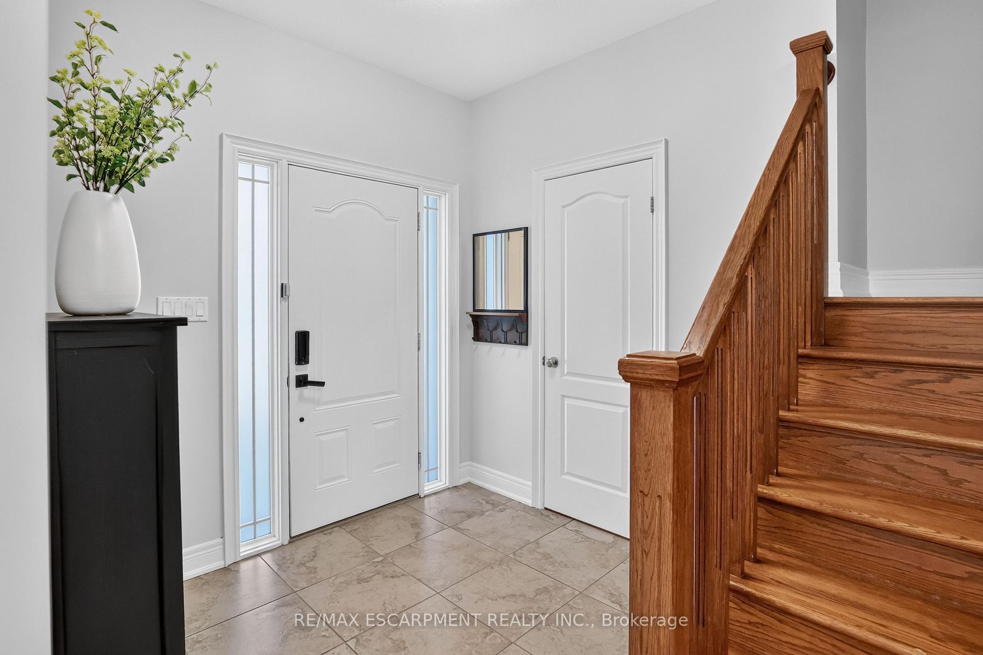 Photo 15 of 4852 Northgate Crescent, Lincoln, Beamsville — HOMEH