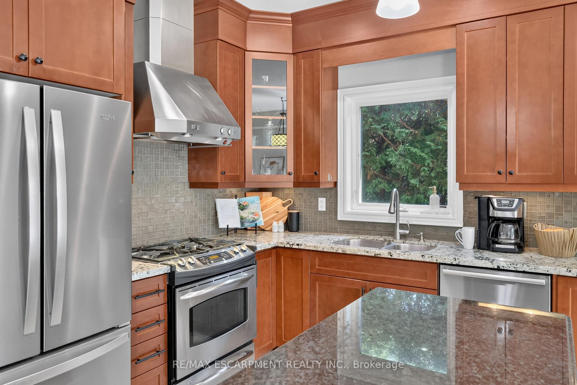 Photo 18 of 4852 Northgate Crescent, Lincoln, Beamsville — HOMEH