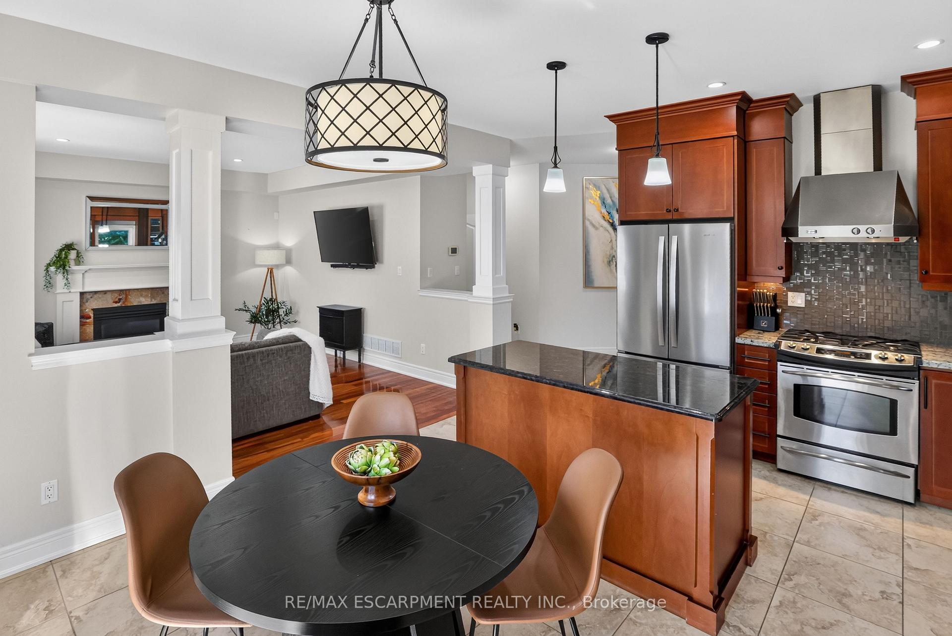 Photo 20 of 4852 Northgate Crescent, Lincoln, Beamsville — HOMEH