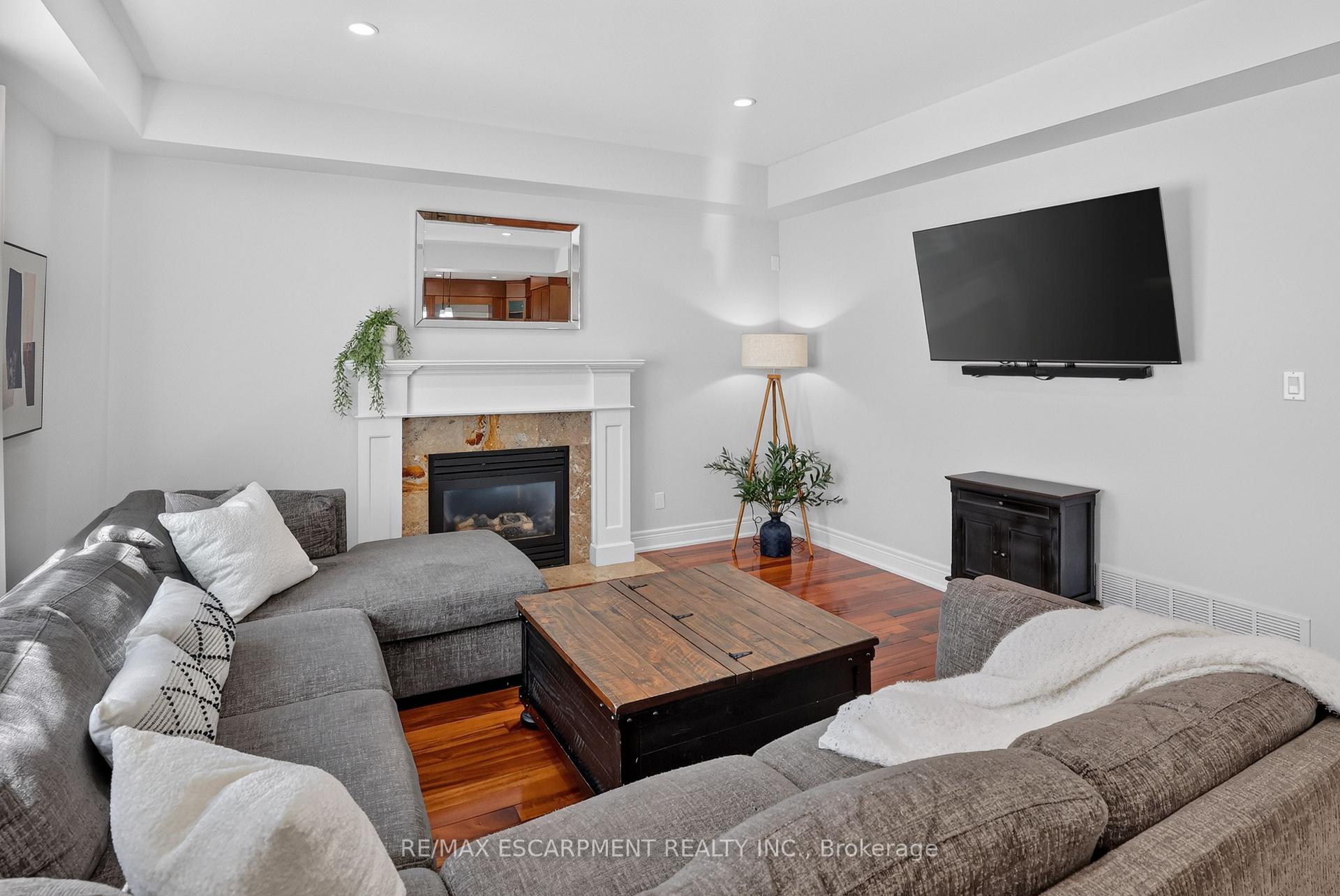 Photo 23 of 4852 Northgate Crescent, Lincoln, Beamsville — HOMEH