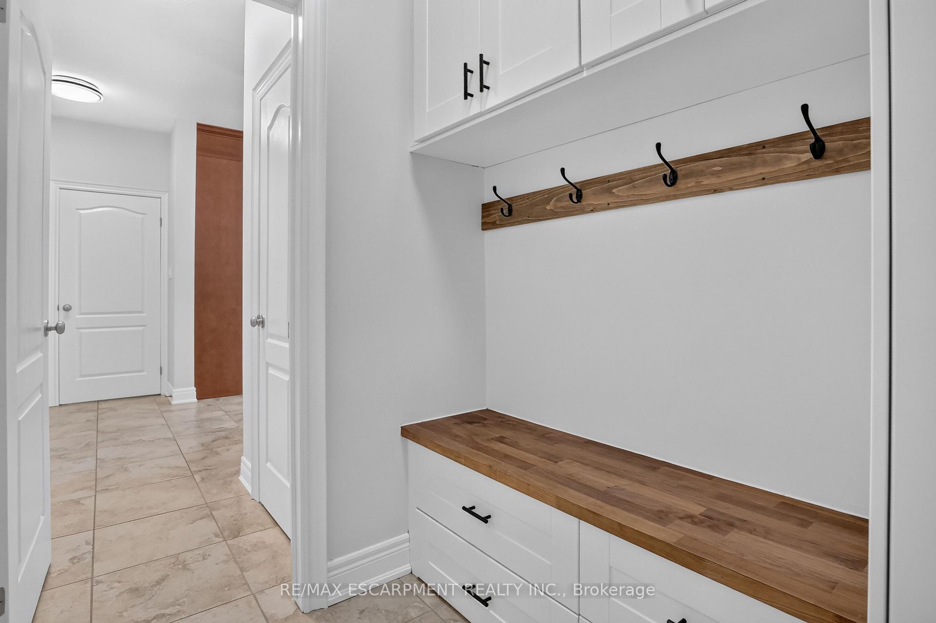 Photo 24 of 4852 Northgate Crescent, Lincoln, Beamsville — HOMEH