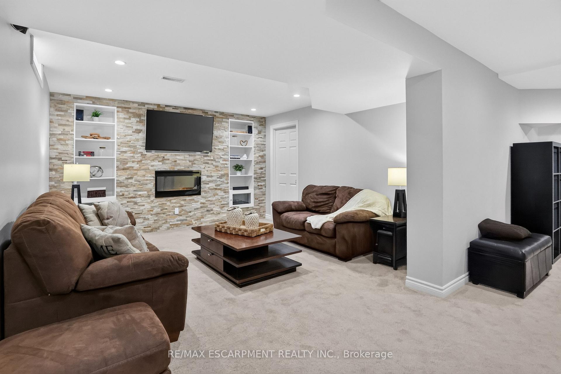 Photo 35 of 4852 Northgate Crescent, Lincoln, Beamsville — HOMEH