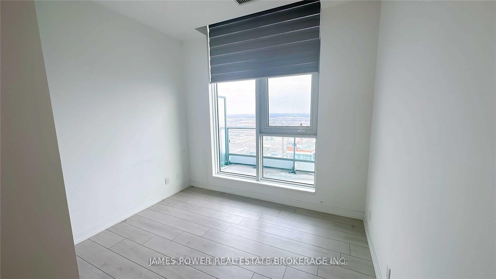Photo 8 of Unit Ph06, 950 Portage Parkway, Vaughan, Vaughan Corporate Centre — HOMEH