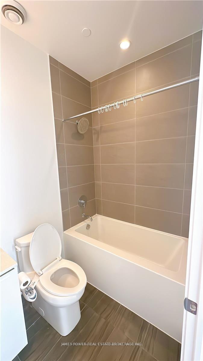 Photo 10 of Unit Ph06, 950 Portage Parkway, Vaughan, Vaughan Corporate Centre — HOMEH
