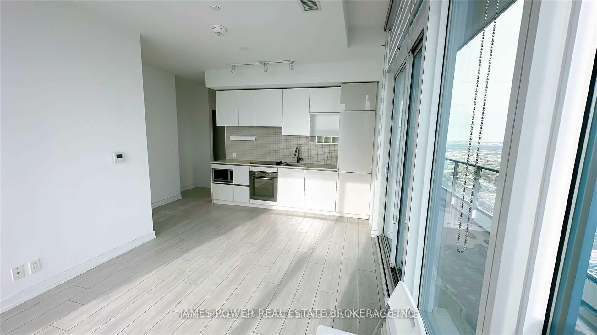 Photo 15 of Unit Ph06, 950 Portage Parkway, Vaughan, Vaughan Corporate Centre — HOMEH