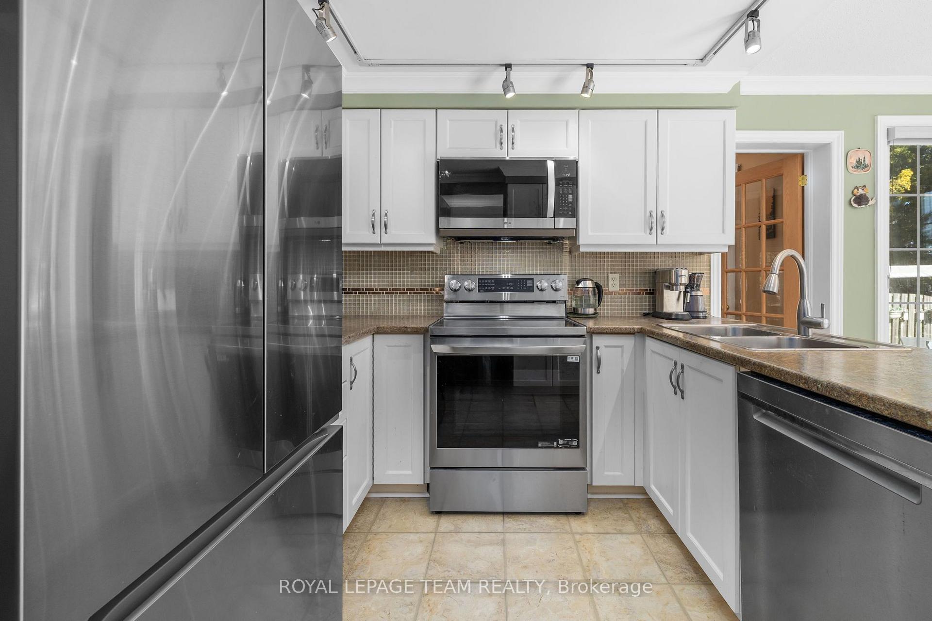 Photo 17 of 67 Holitman Drive, Ottawa, Barrhaven - Knollsbrook — HOMEH