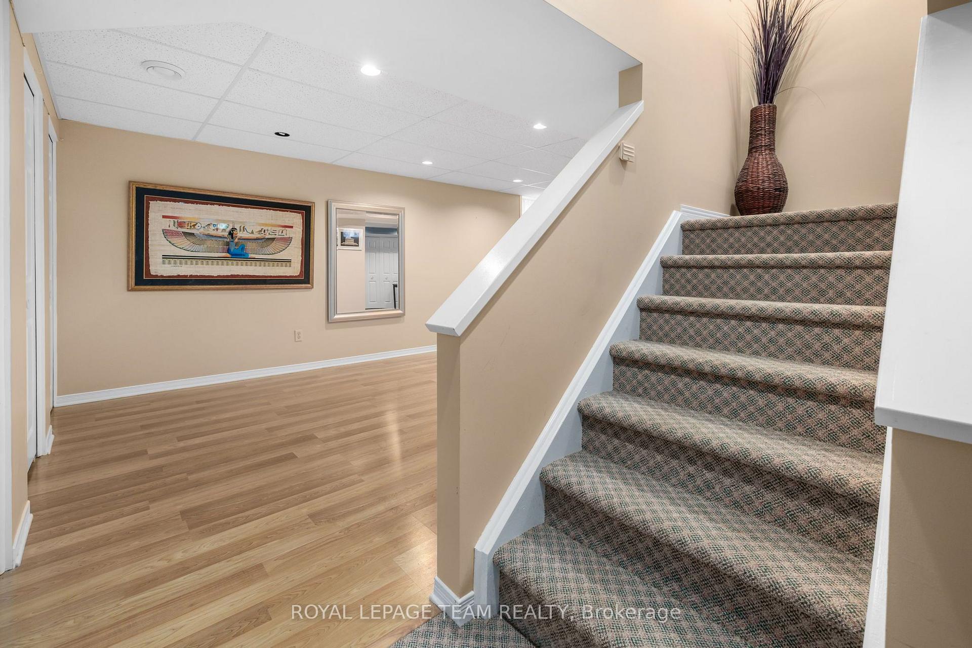 Photo 37 of 67 Holitman Drive, Ottawa, Barrhaven - Knollsbrook — HOMEH