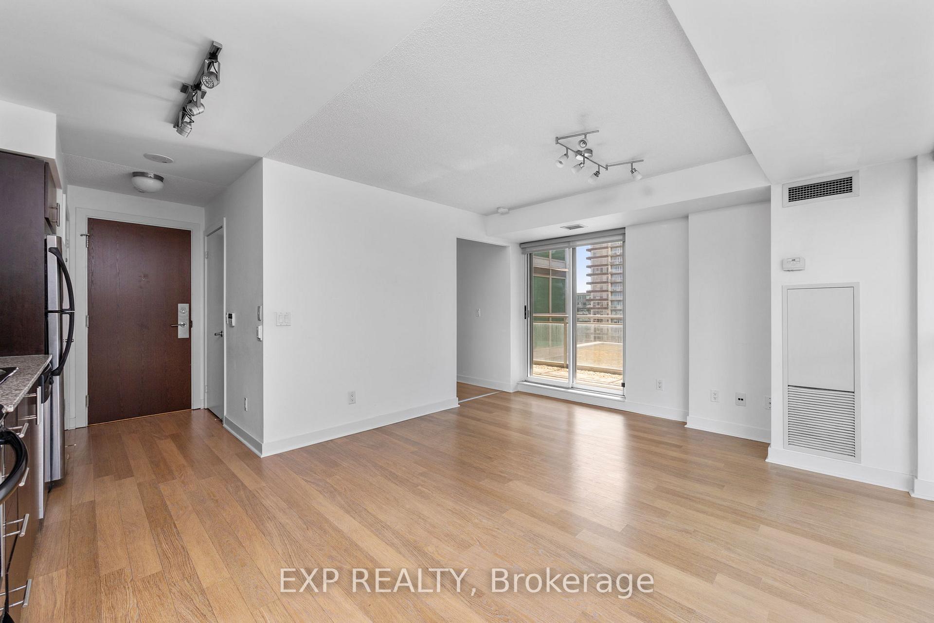 Photo 4 of Unit 712, 80 Western Battery Road, Toronto, Niagara — HOMEH