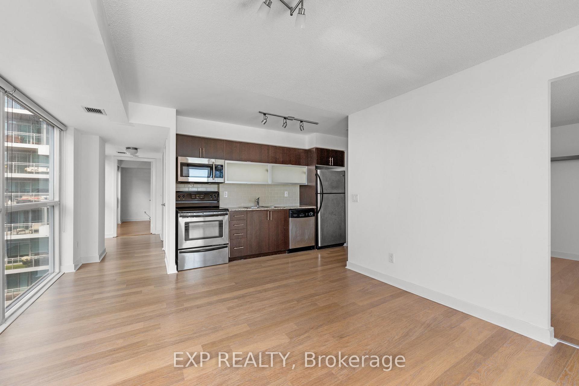 Photo 6 of Unit 712, 80 Western Battery Road, Toronto, Niagara — HOMEH