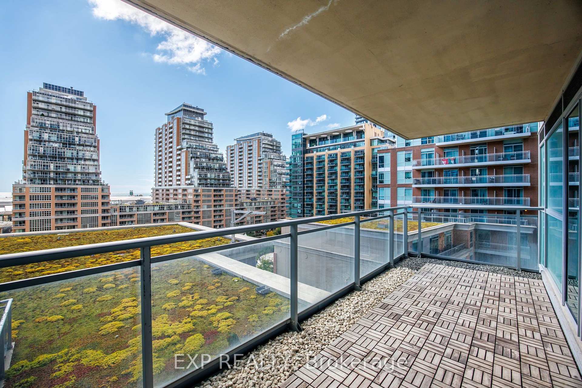 Photo 8 of Unit 712, 80 Western Battery Road, Toronto, Niagara — HOMEH