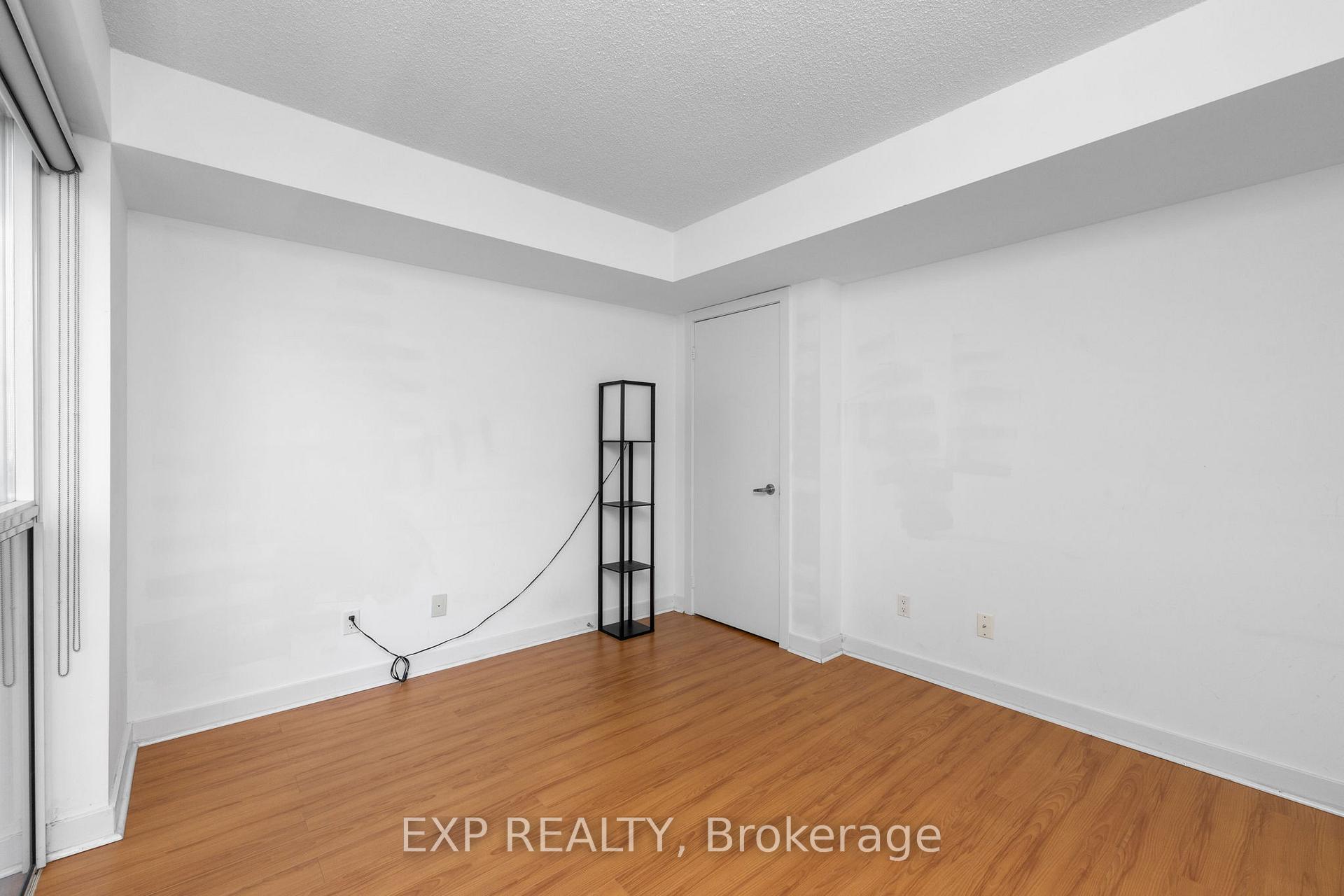 Photo 13 of Unit 712, 80 Western Battery Road, Toronto, Niagara — HOMEH