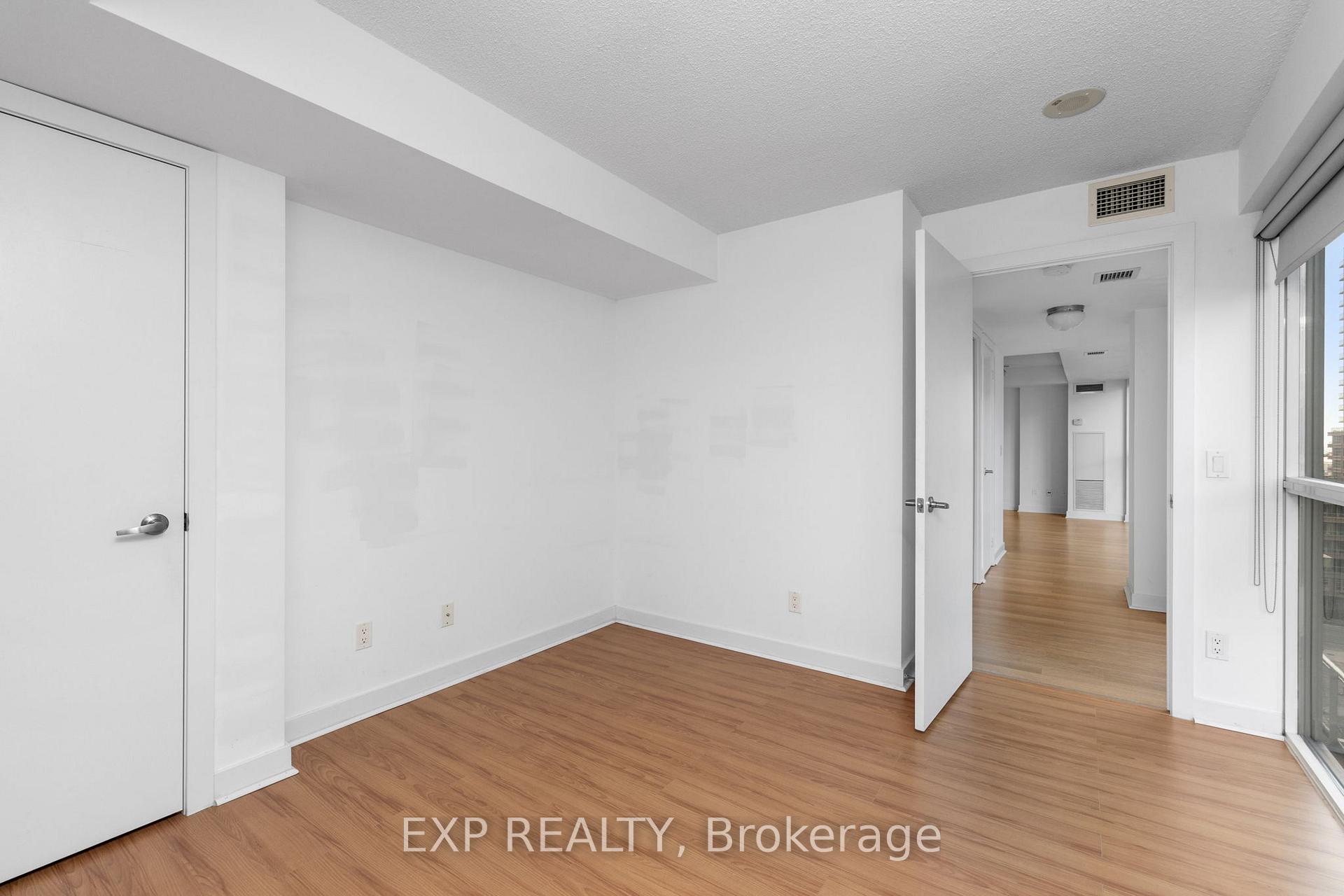 Photo 14 of Unit 712, 80 Western Battery Road, Toronto, Niagara — HOMEH