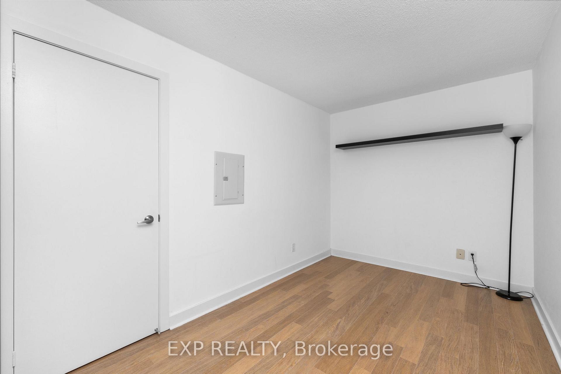 Photo 17 of Unit 712, 80 Western Battery Road, Toronto, Niagara — HOMEH