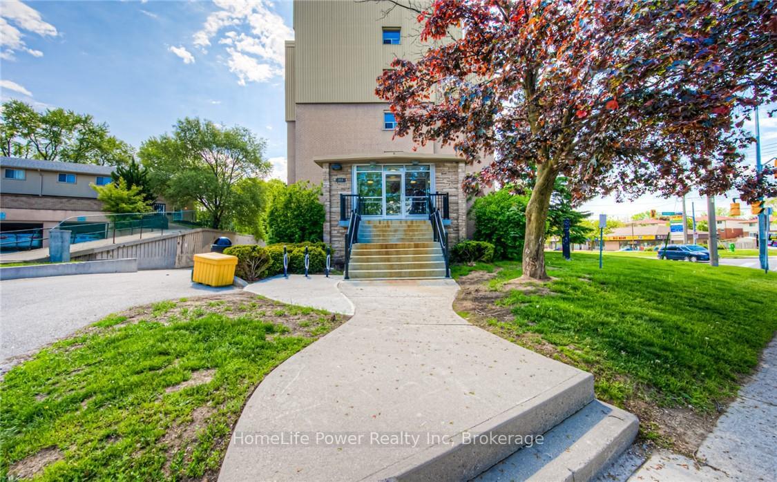Photo 3 of Unit 501, 283 Fairway Rd N, Kitchener, Chicopee/Freeport — HOMEH