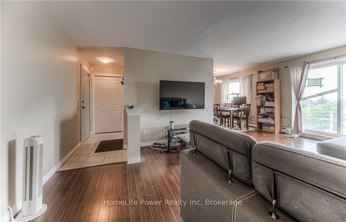Photo 12 of Unit 501, 283 Fairway Rd N, Kitchener, Chicopee/Freeport — HOMEH