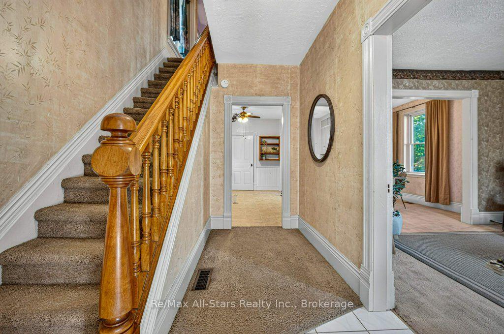 Photo 4 of 47 King Street E, Kawartha Lakes, Omemee — HOMEH