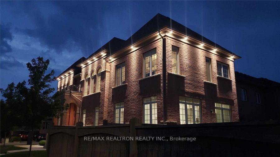 Photo 5 of 119 Lindbergh Drive, Vaughan, Vellore Village — HOMEH
