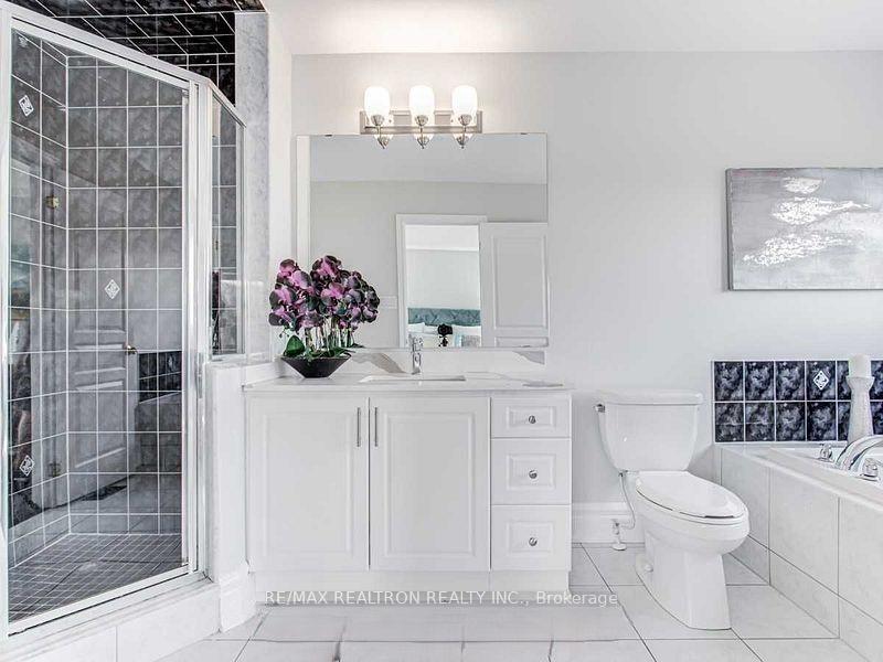 Photo 22 of 119 Lindbergh Drive, Vaughan, Vellore Village — HOMEH