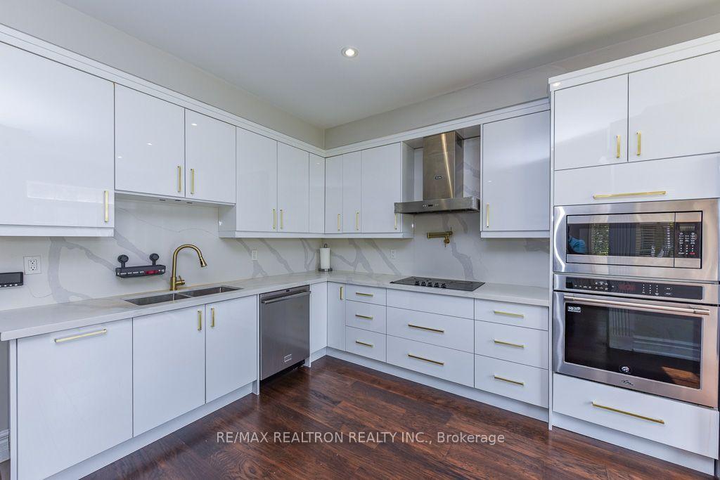Photo 27 of 119 Lindbergh Drive, Vaughan, Vellore Village — HOMEH