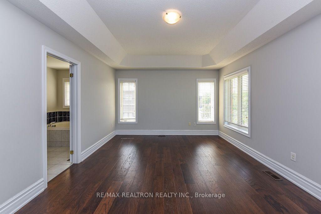 Photo 45 of 119 Lindbergh Drive, Vaughan, Vellore Village — HOMEH