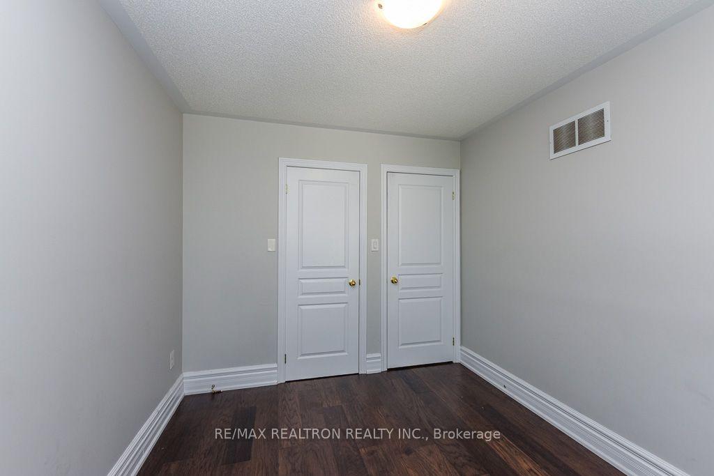 Photo 48 of 119 Lindbergh Drive, Vaughan, Vellore Village — HOMEH