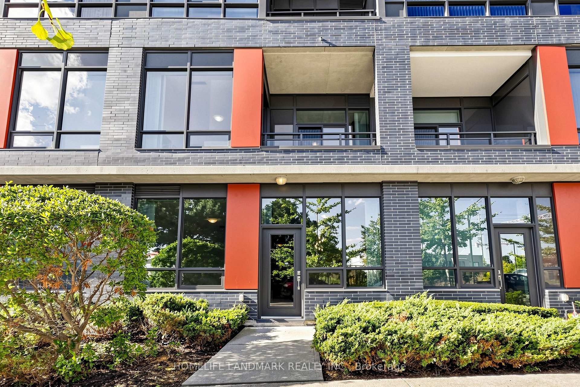 Photo 2 of Unit 105, 55 Eglinton Avenue, Mississauga, Hurontario — HOMEH