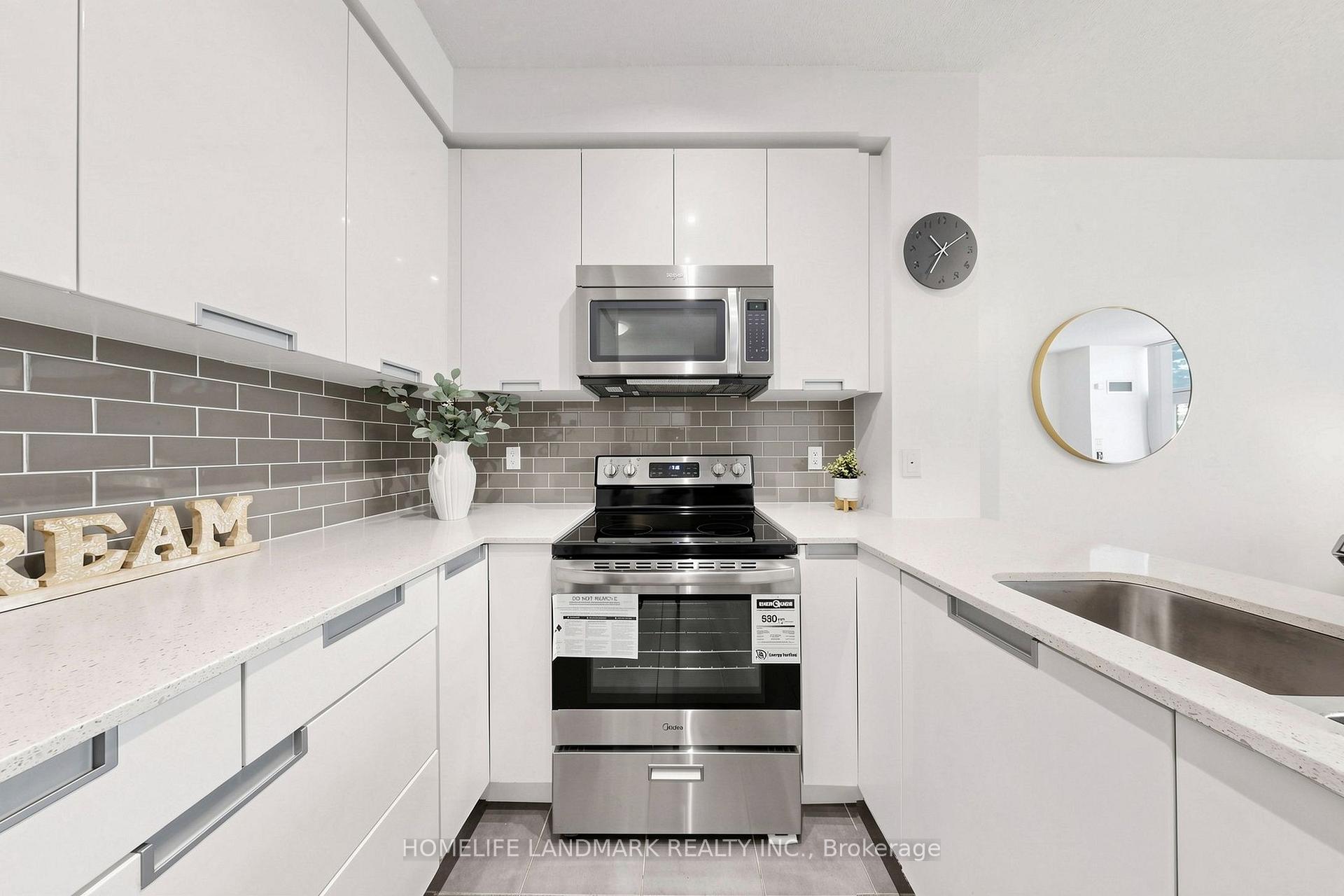Photo 12 of Unit 105, 55 Eglinton Avenue, Mississauga, Hurontario — HOMEH