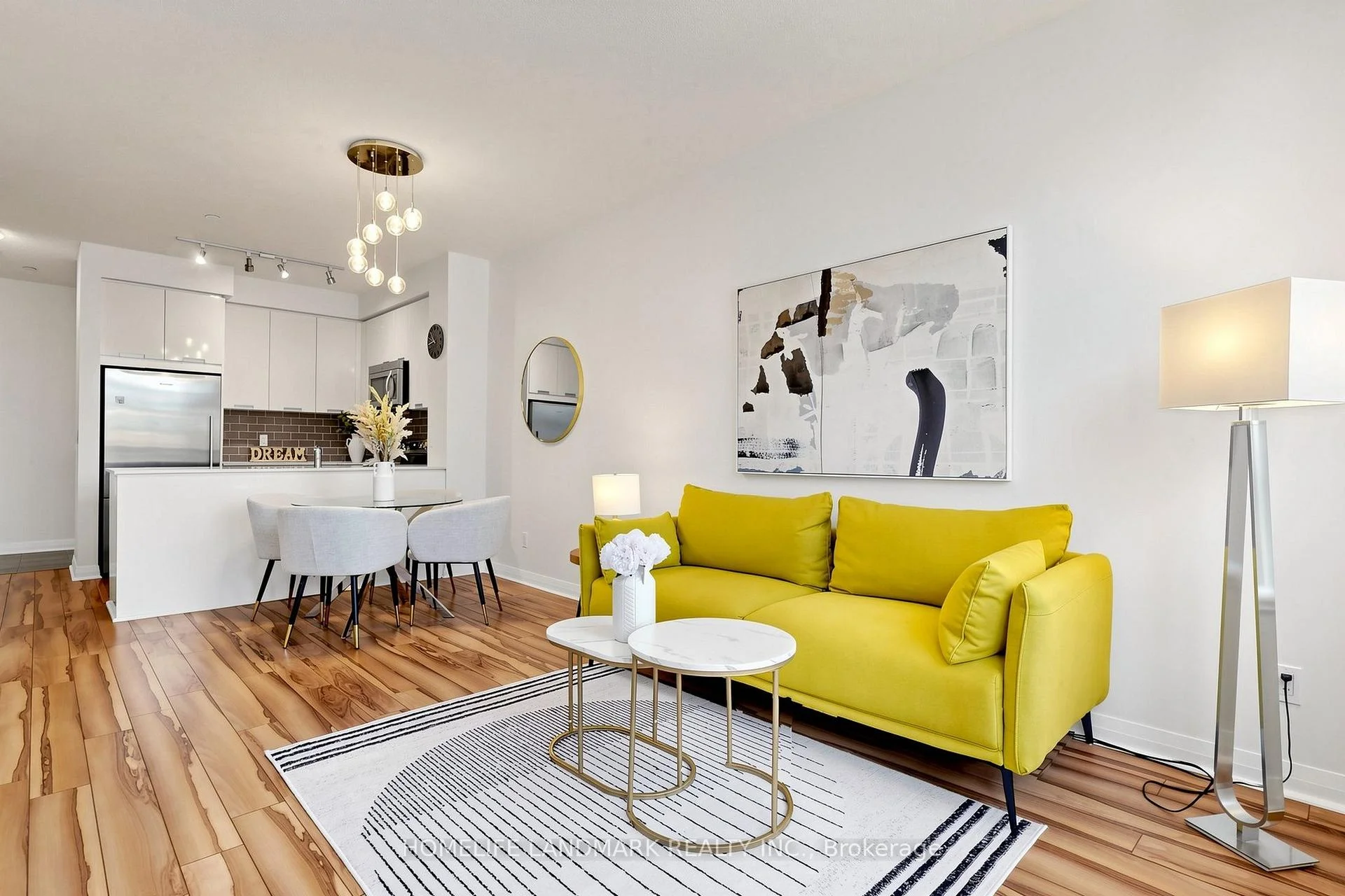 Photo 4 of Unit 105, 55 Eglinton Avenue, Mississauga, Hurontario — HOMEH