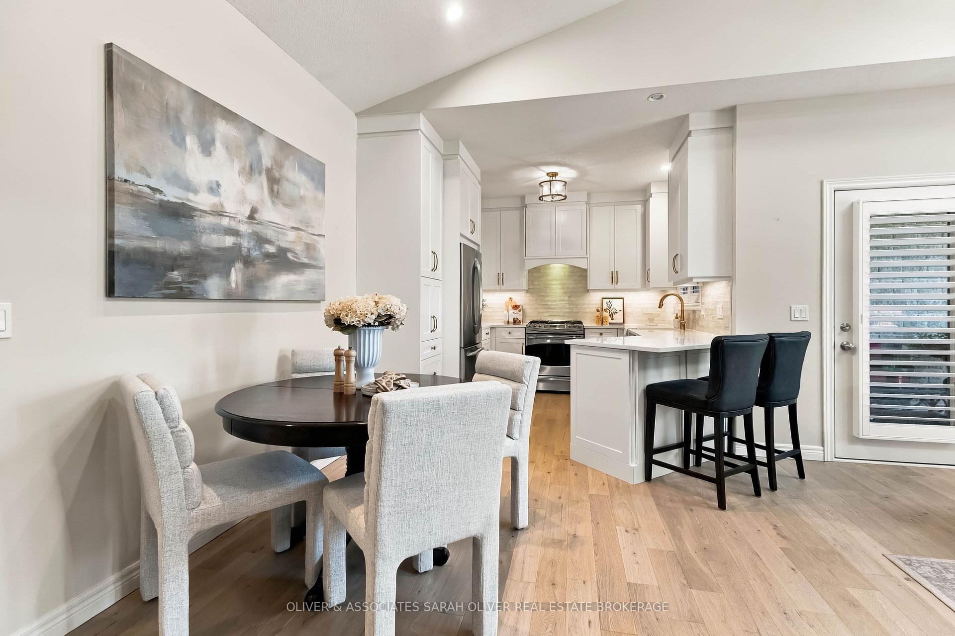 Photo 6 of 2295 Kains Road, London, South A — HOMEH