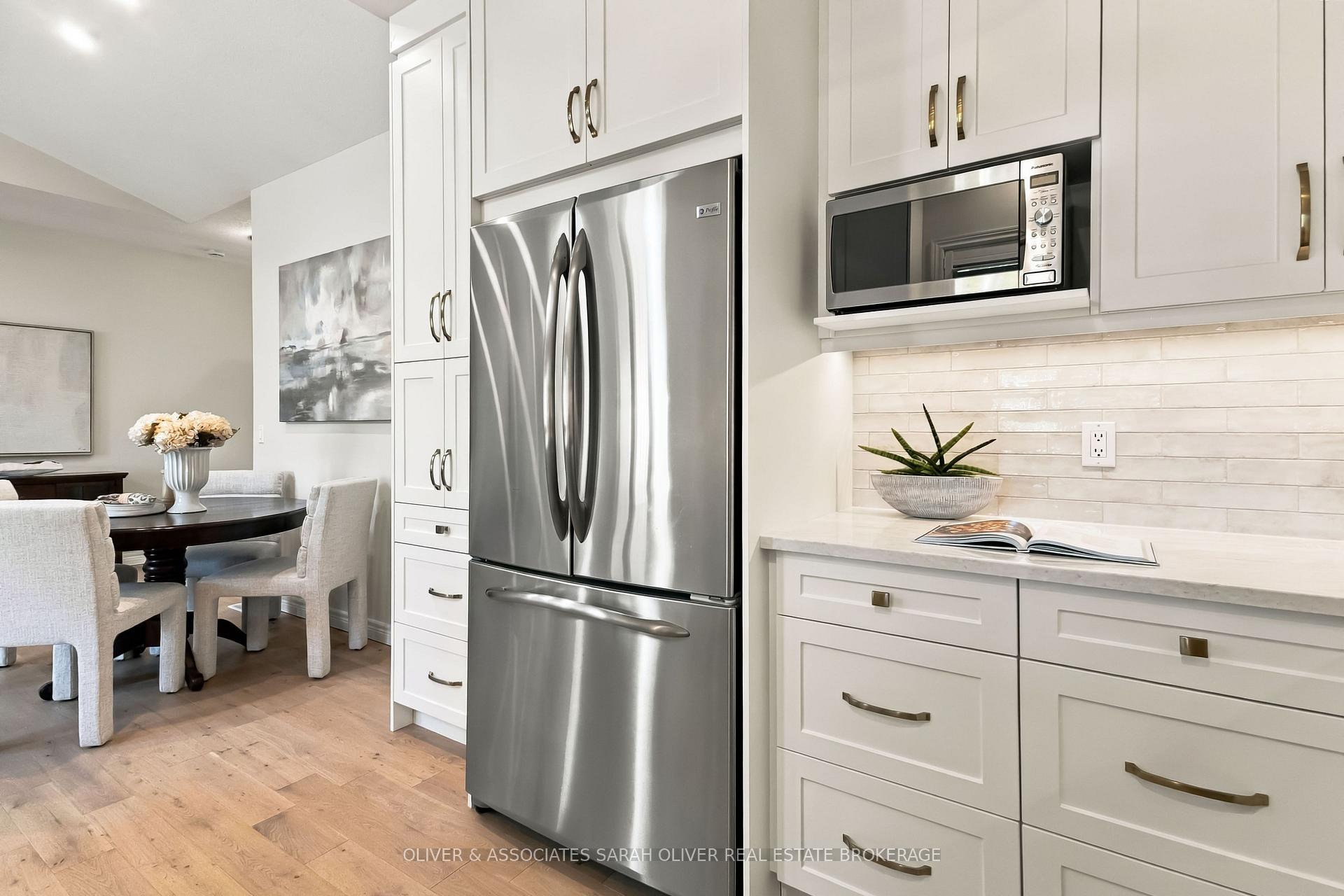 Photo 15 of 2295 Kains Road, London, South A — HOMEH