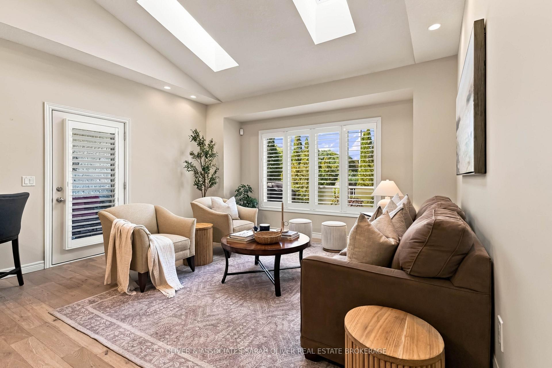 Photo 19 of 2295 Kains Road, London, South A — HOMEH