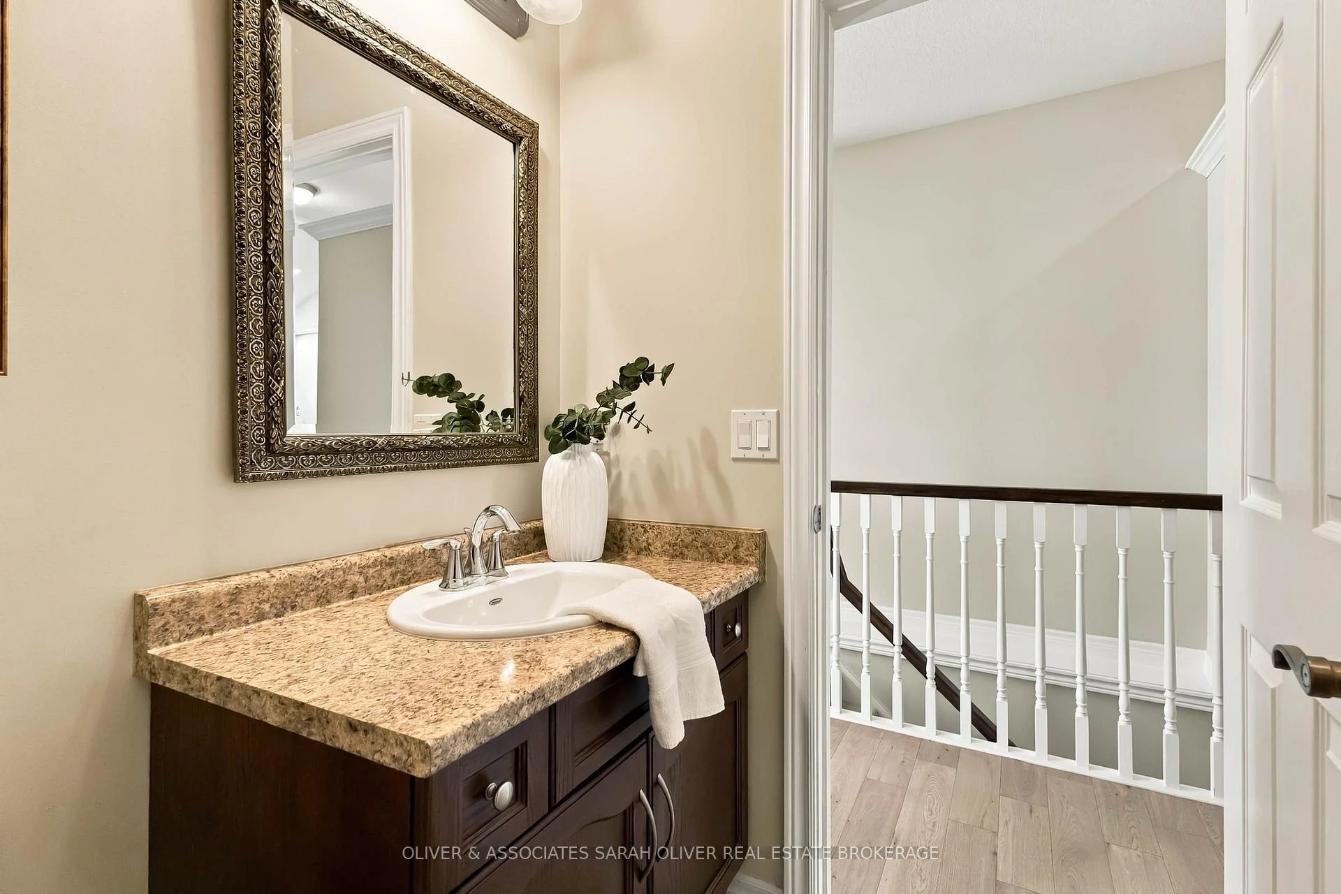 Photo 47 of 2295 Kains Road, London, South A — HOMEH
