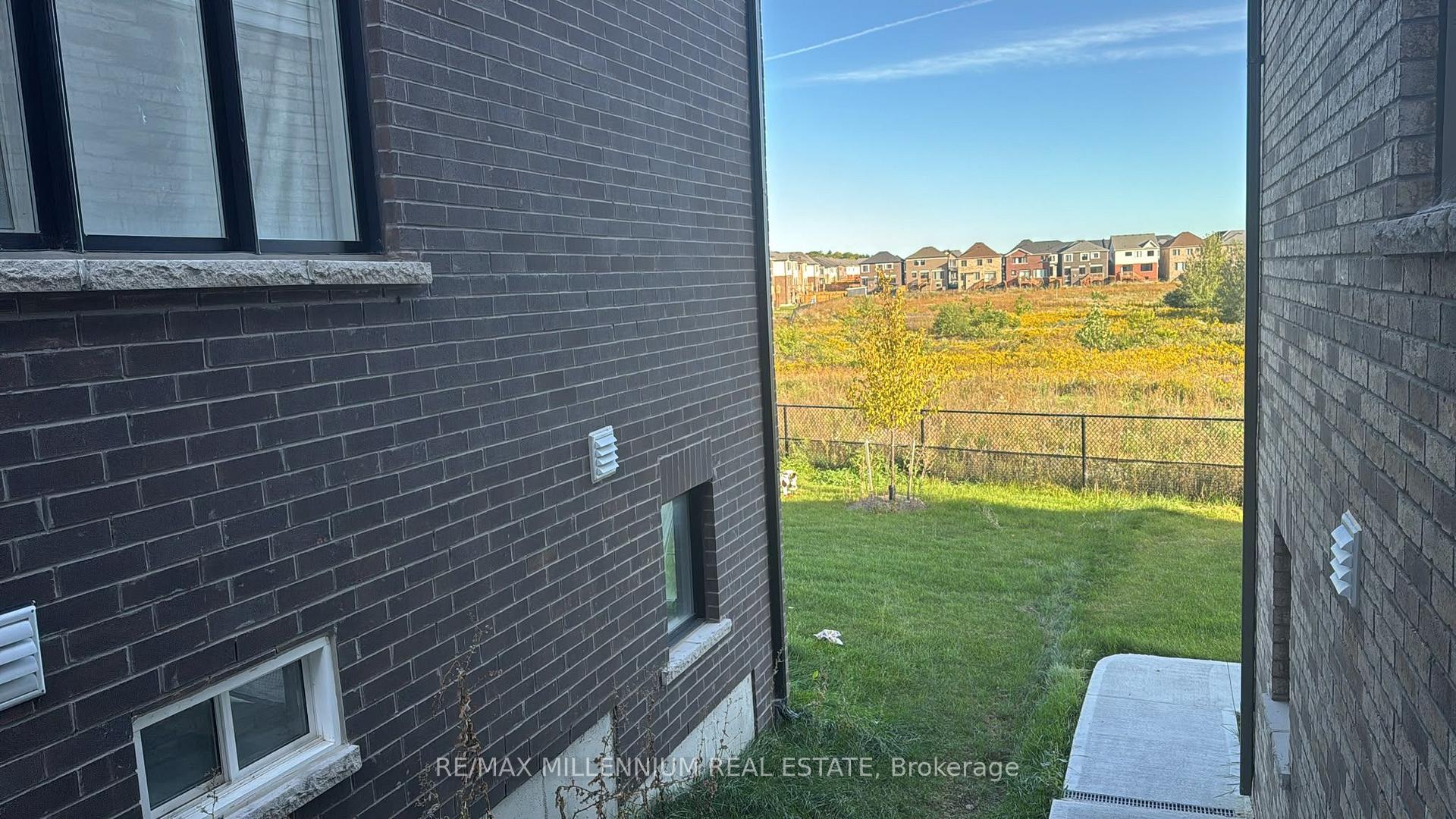 Photo 20 of Unit 6, 400 Newman Drive, Cambridge, Blair Road — HOMEH