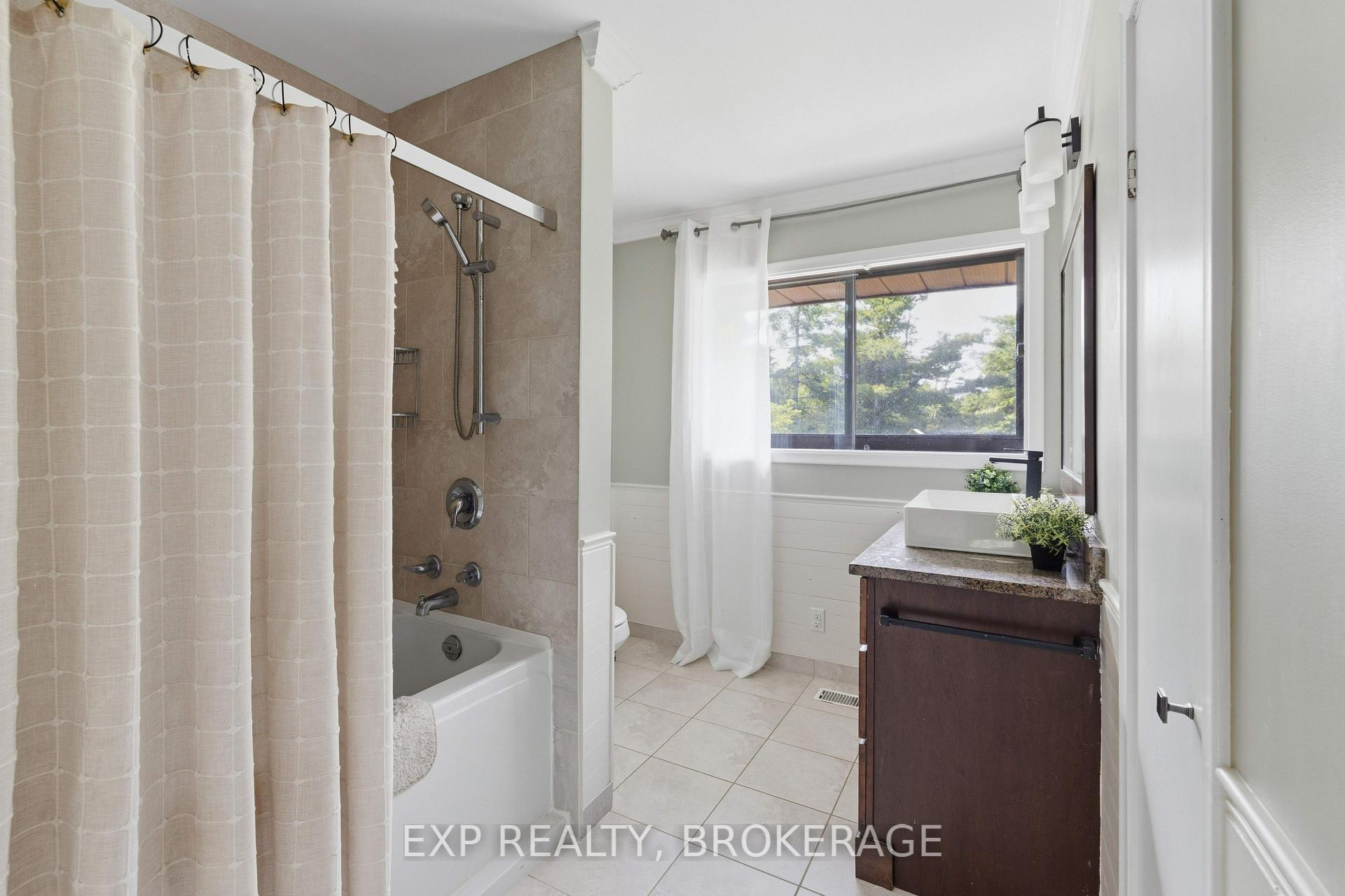 Photo 19 of 1531 Unity Road, Kingston, City North of 401 — HOMEH