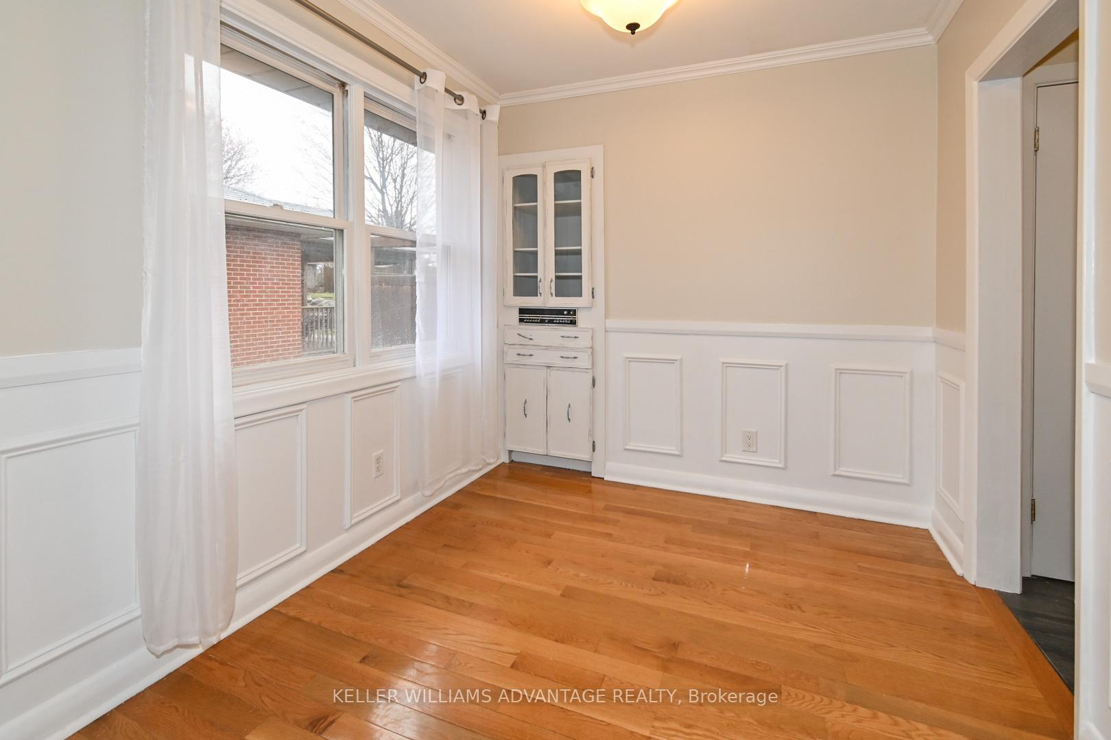 Photo 19 of 936 Somerville Street, Oshawa, Centennial — HOMEH