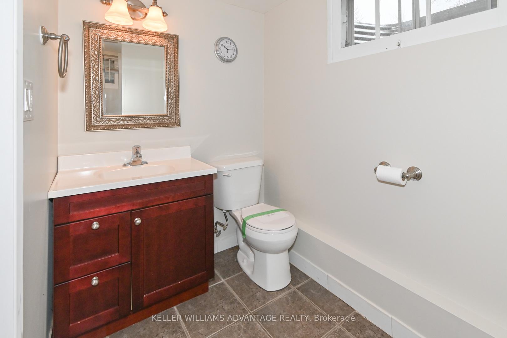 Photo 34 of 936 Somerville Street, Oshawa, Centennial — HOMEH