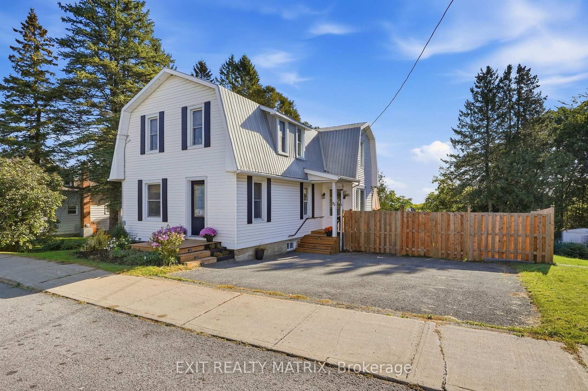 Photo of 75 Stanley Avenue